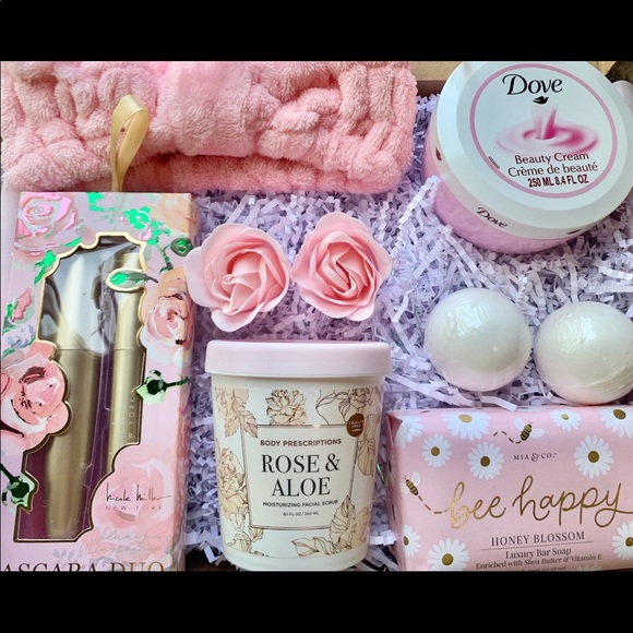 Girly girl mystery box - Picture 4 of 16